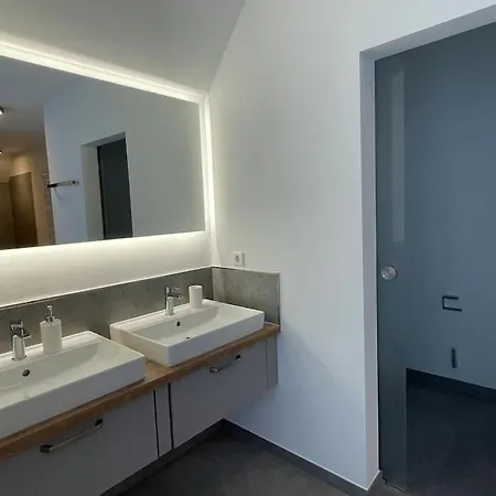 Ferienbude Am Deich 부숨